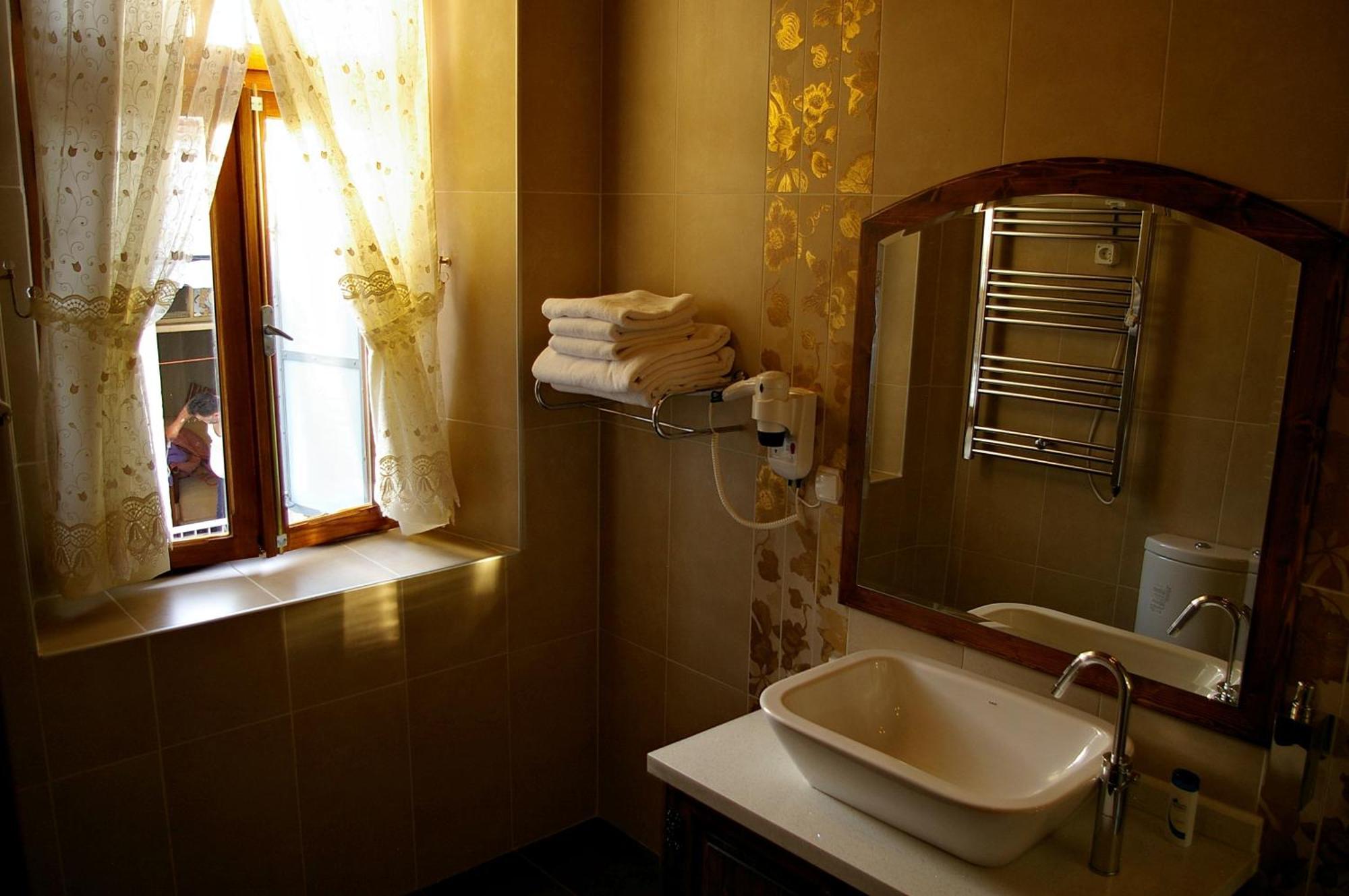 Hera Hotel Bergama Esterno foto