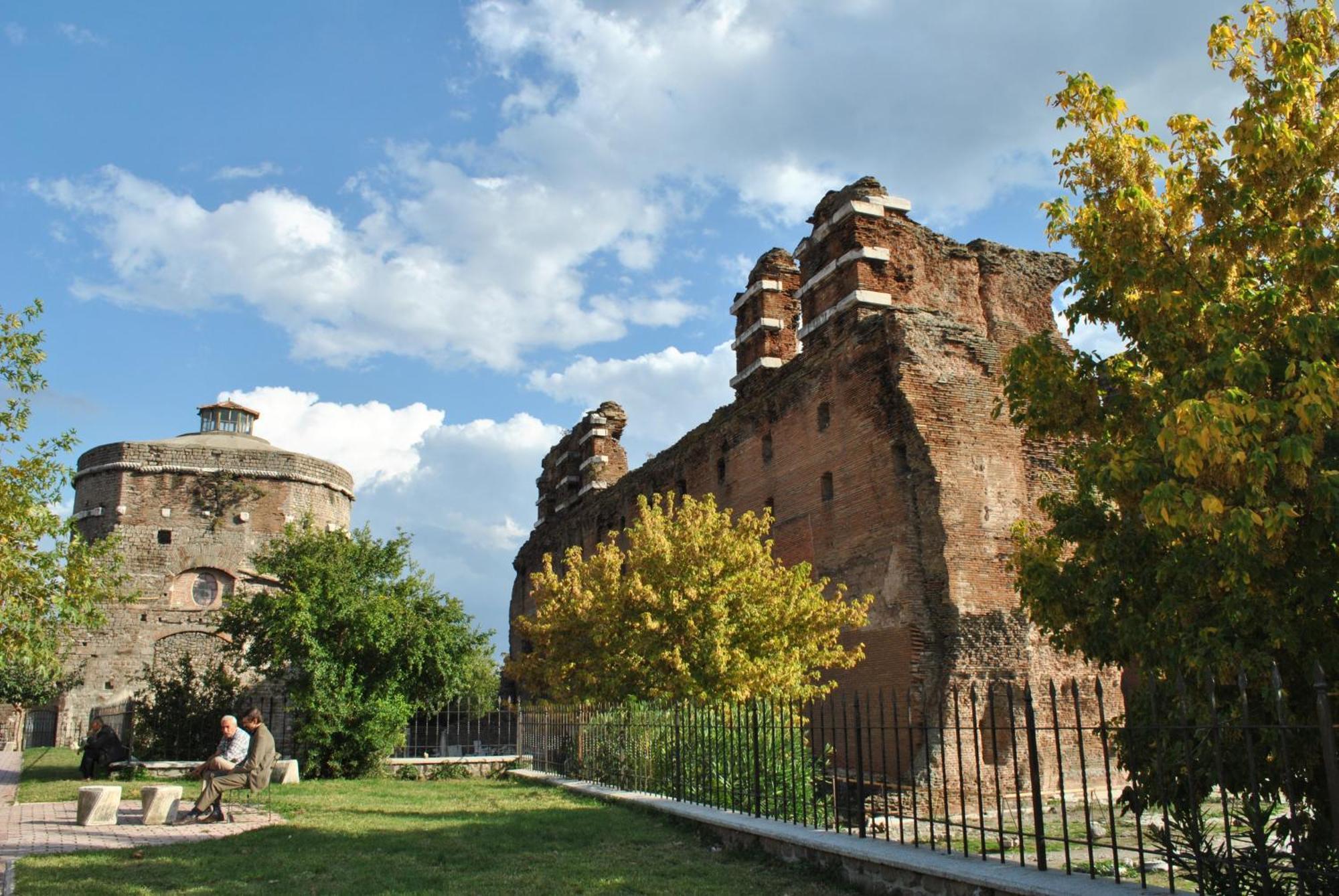 Hera Hotel Bergama Esterno foto