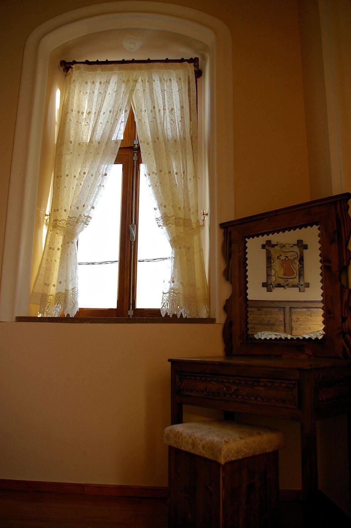 Hera Hotel Bergama Esterno foto